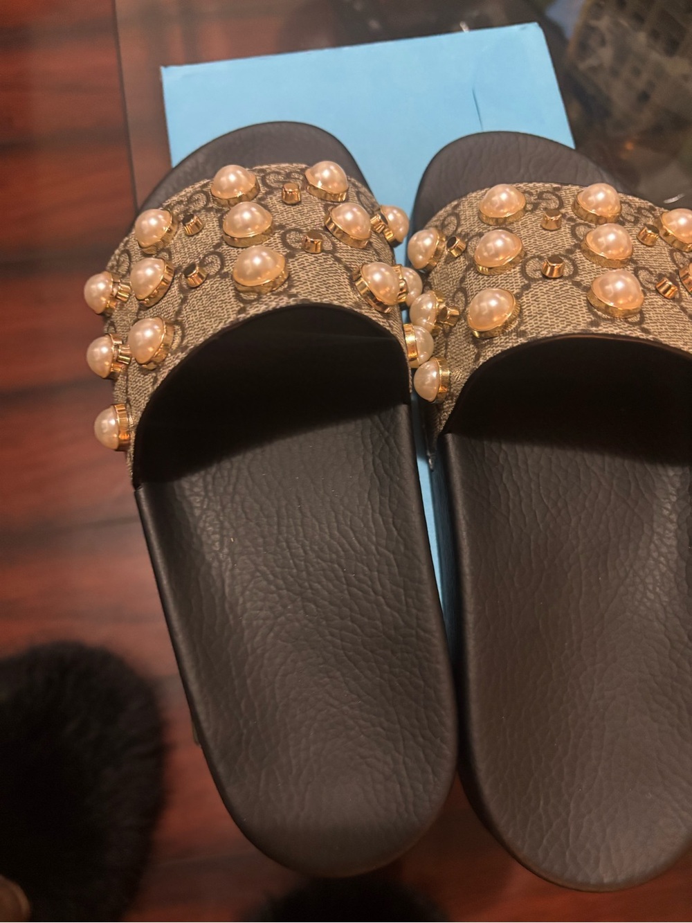 Embellished Pearl Slide Sandals in Black and Beige Gucci slides Brand New